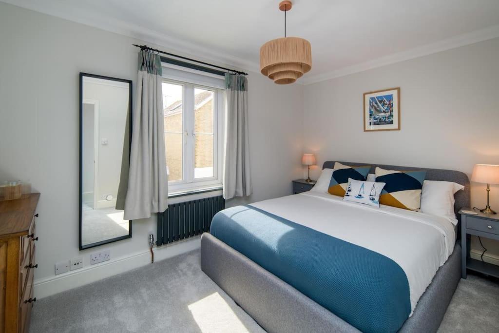Captain'S Cottage - Central West Cowes - Spacious, Entire 1-Bed Home Экстерьер фото
